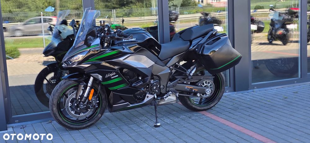 Kawasaki Ninja 1000 SX - 25