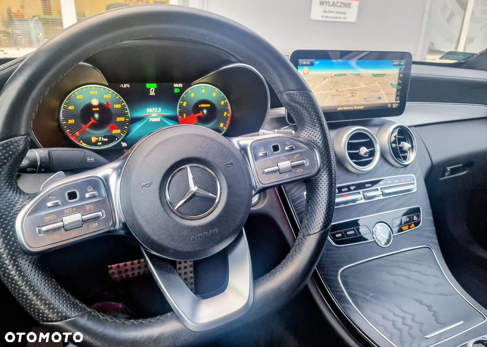 Mercedes-Benz Klasa C 200 4Matic 9G-TRONIC - 15