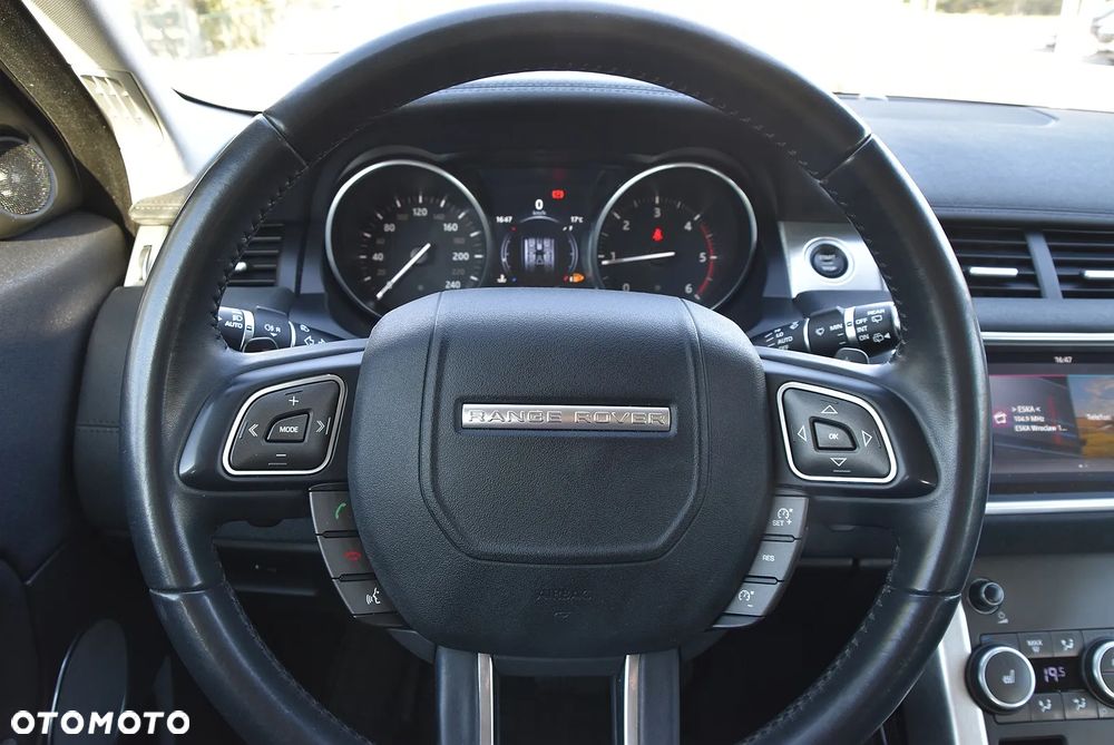 Land Rover Range Rover Evoque - 25