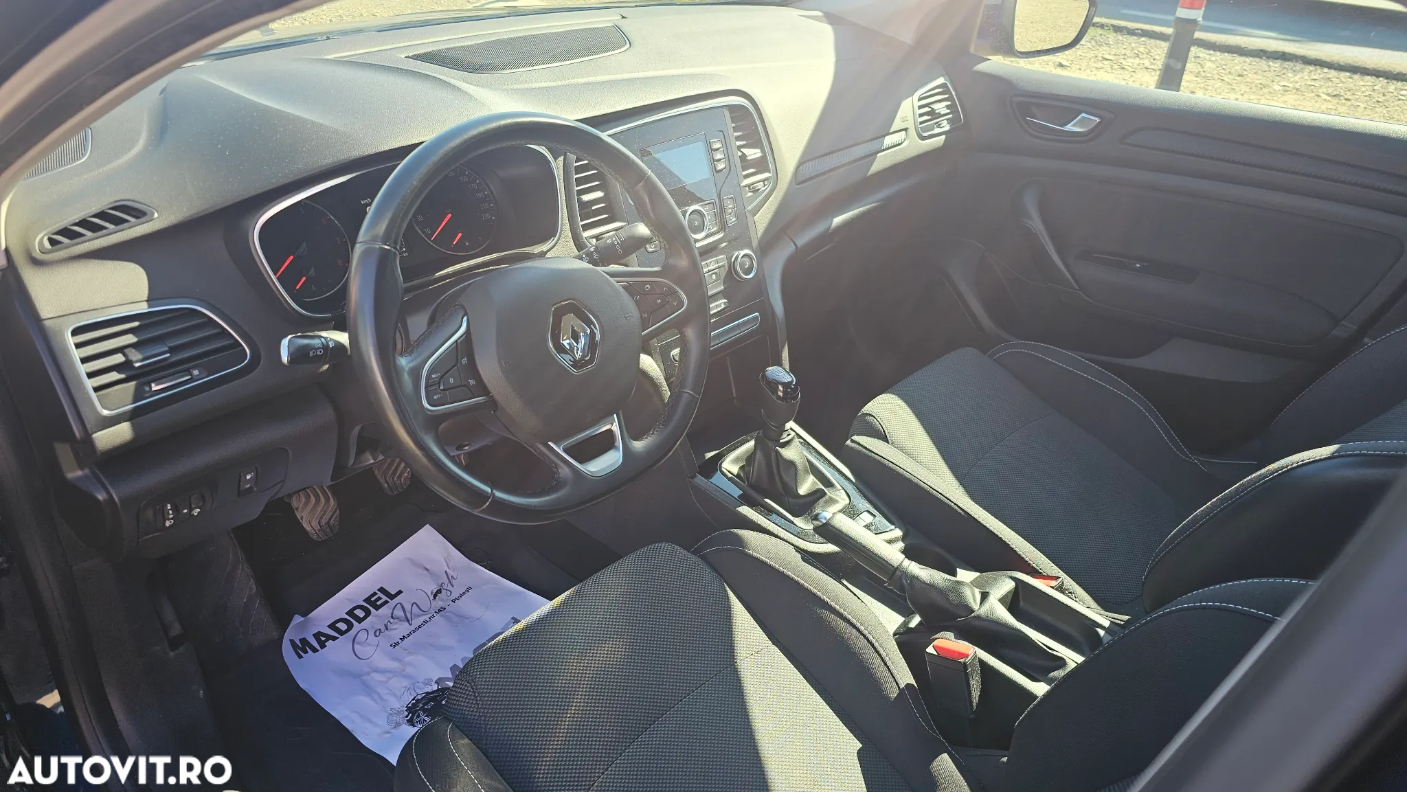 Renault Megane - 11