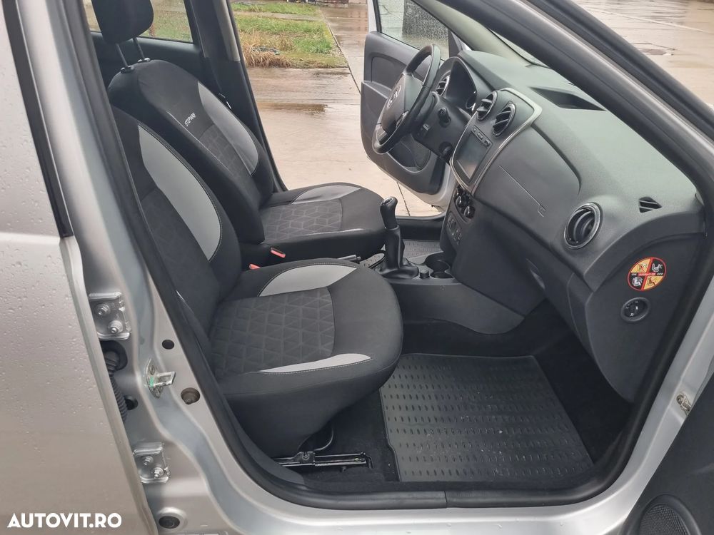 Dacia Sandero Stepway TCe 90 Prestige - 17