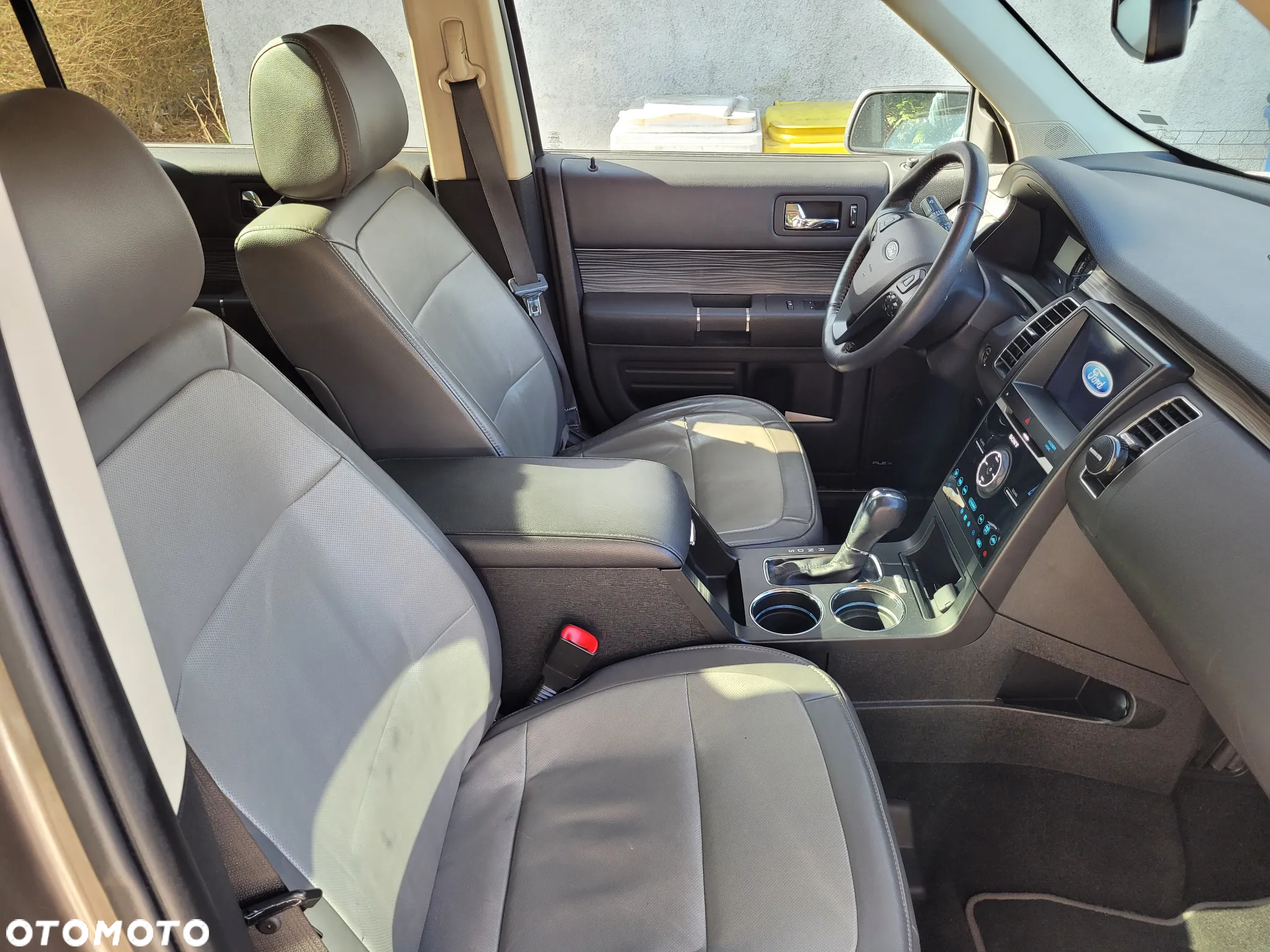 Ford Flex - 13