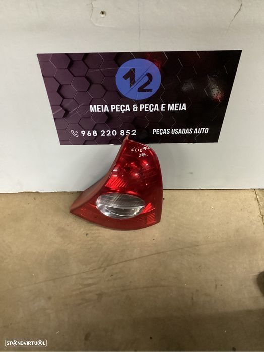 Farolim traseiro direito Renault Clio ano 2004 - 1
