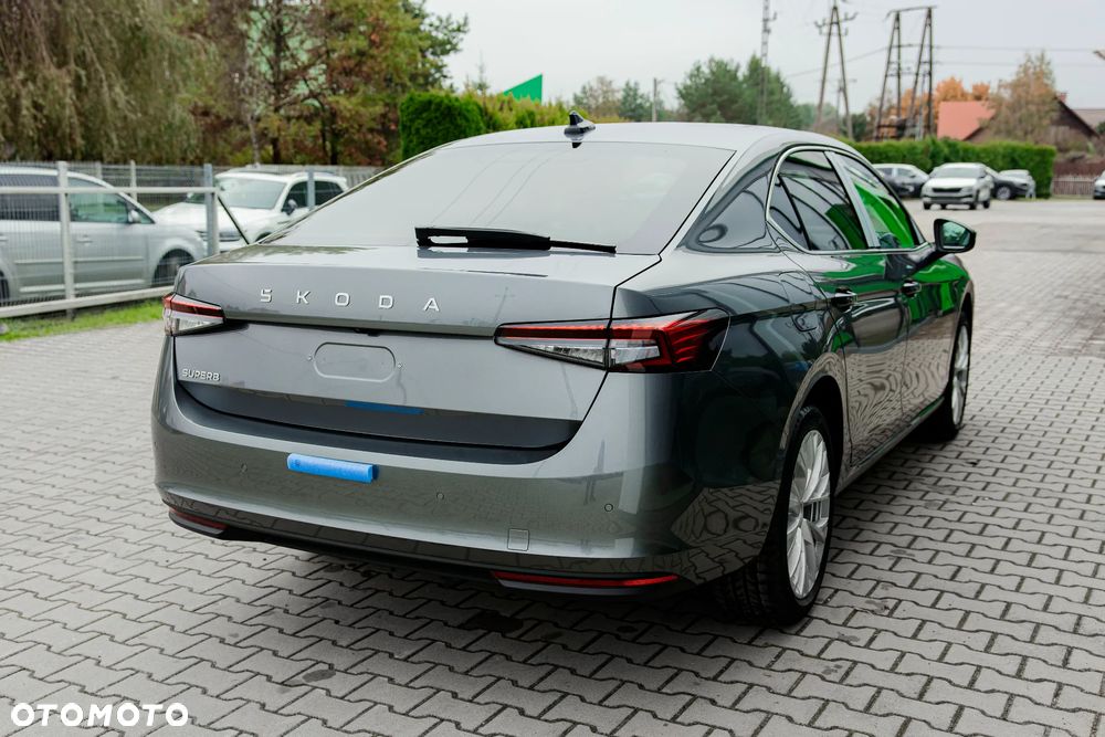 Skoda Superb 2.0 TDI SCR Selection DSG - 5