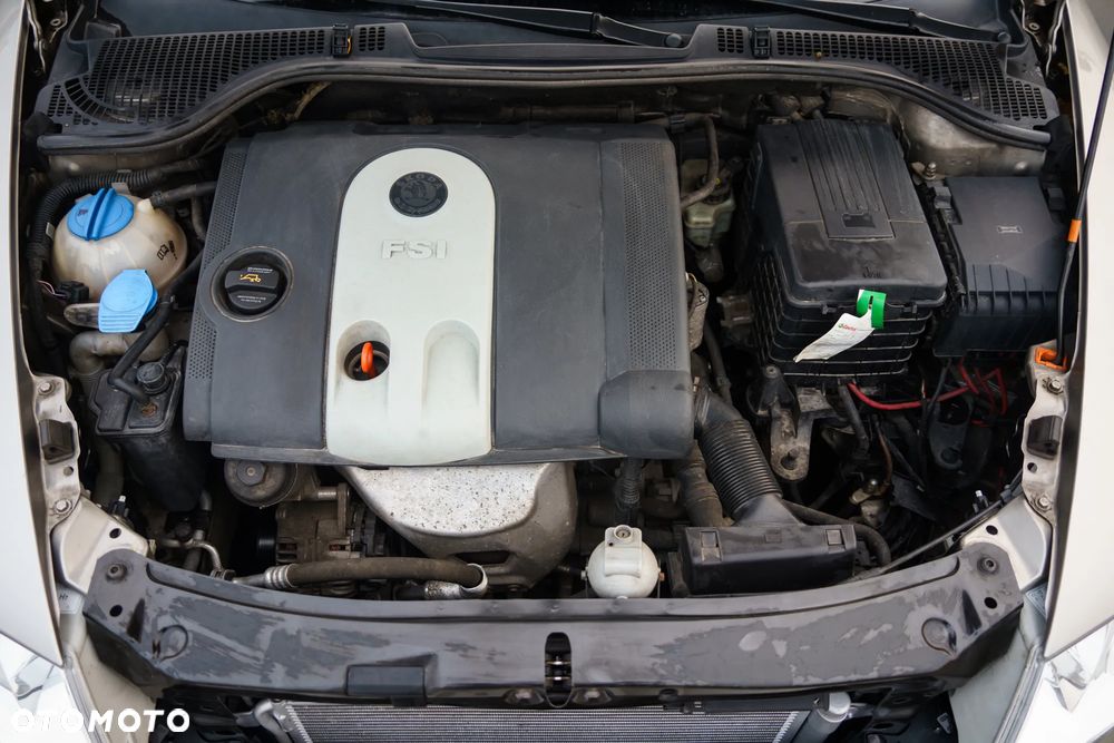 Skoda Octavia 1.6 FSI Ambiente - 12