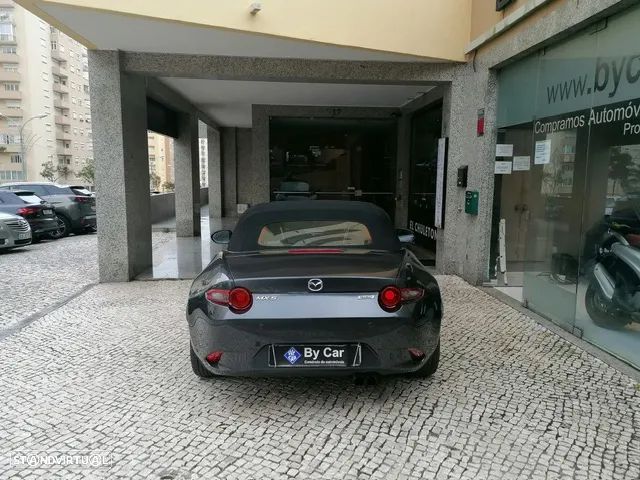 Mazda MX-5 SKYACTIV-G 131 Sports-Line - 4