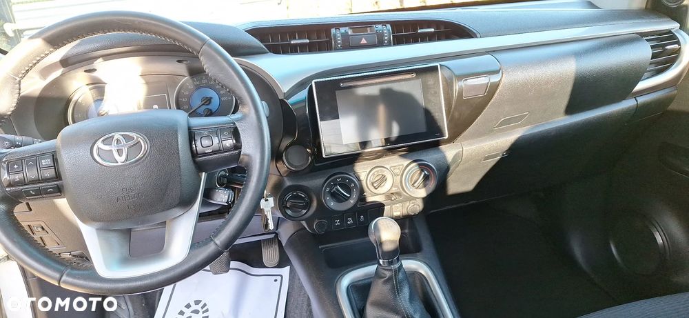 Toyota Hilux 4x4 Extra Cab Duty Comfort - 21