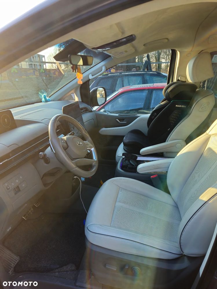 Hyundai Staria - 5