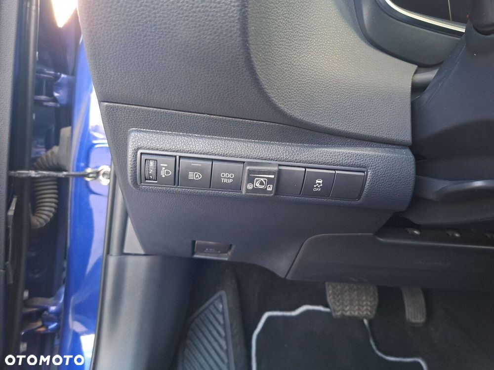 Toyota Corolla 1.8 Hybrid Comfort - 22