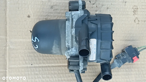 Citroen C5 C8 Peugeot 307 207 807 1.8  2.0 16V pompa powietrza wtornego 9639450180