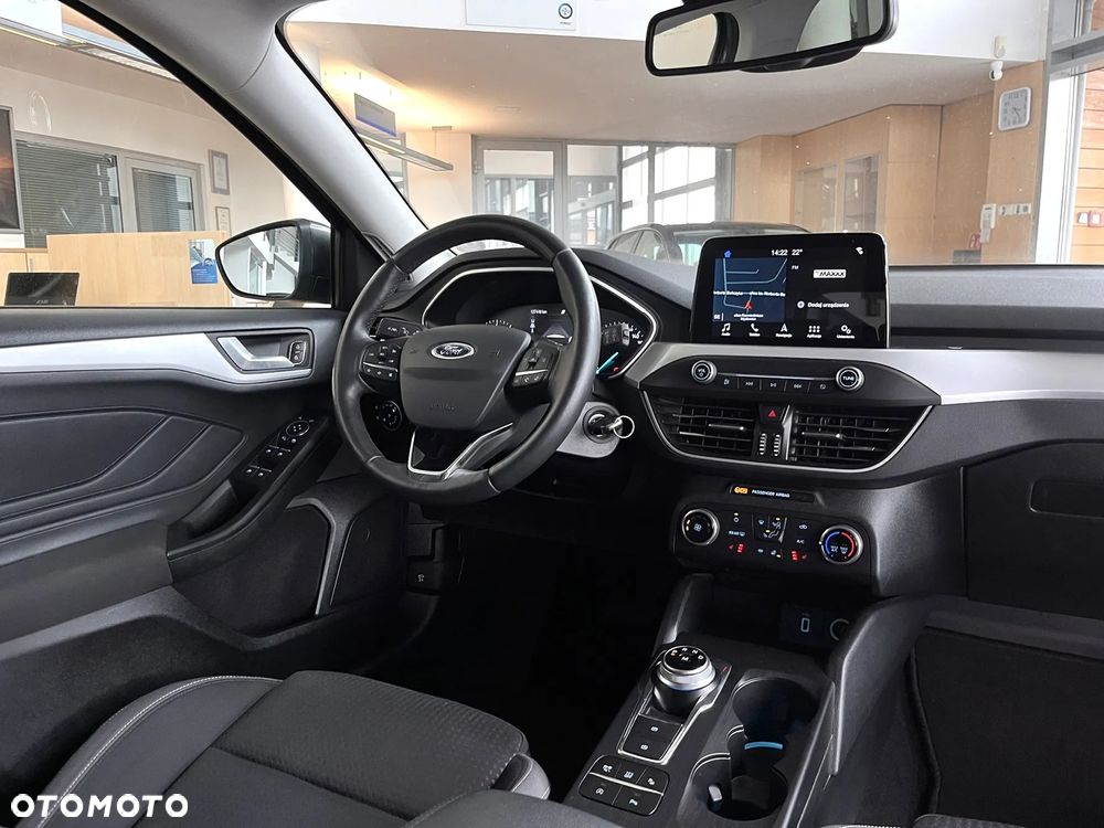 Ford Focus 1.0 EcoBoost Titanium ASS PowerShift - 24