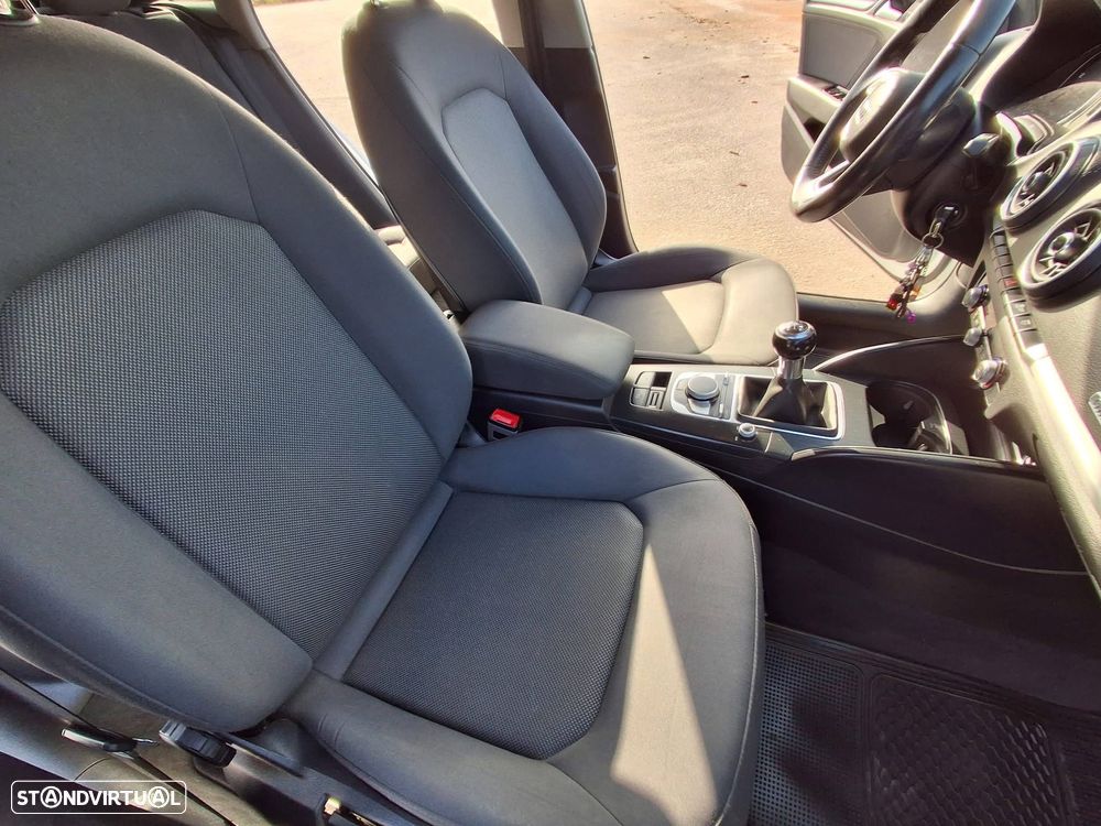 Audi A3 Sportback 1.6 TDI - 12