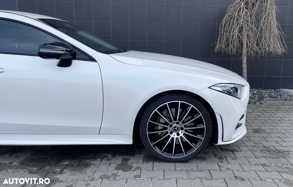 Mercedes-Benz CLS - 6