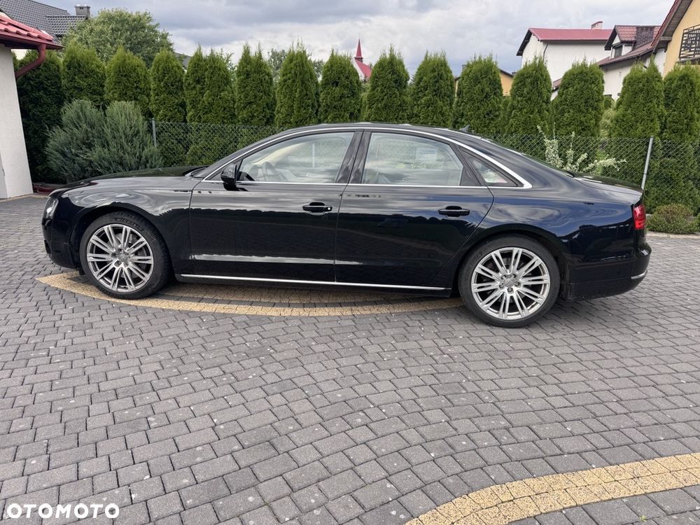 Audi A8 4.2 FSI Quattro - 4