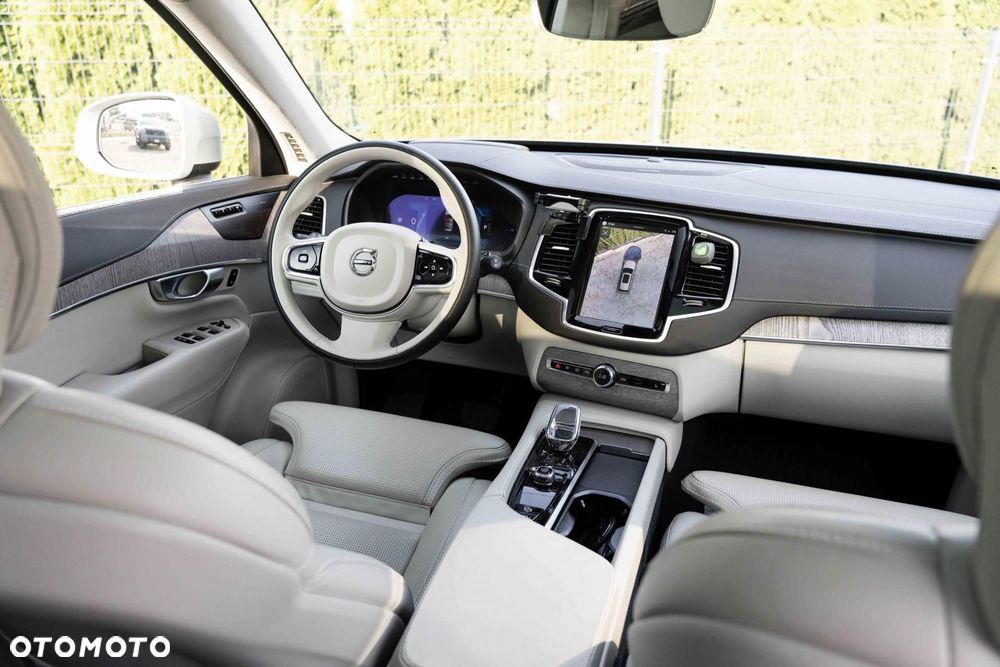 Volvo XC 90 - 13
