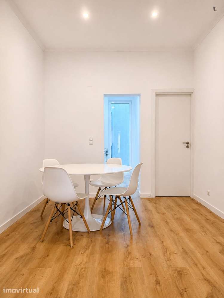 Apartamento com 3 quartos - localizado em Arroios Lisbon - Grande imagem: 4/9