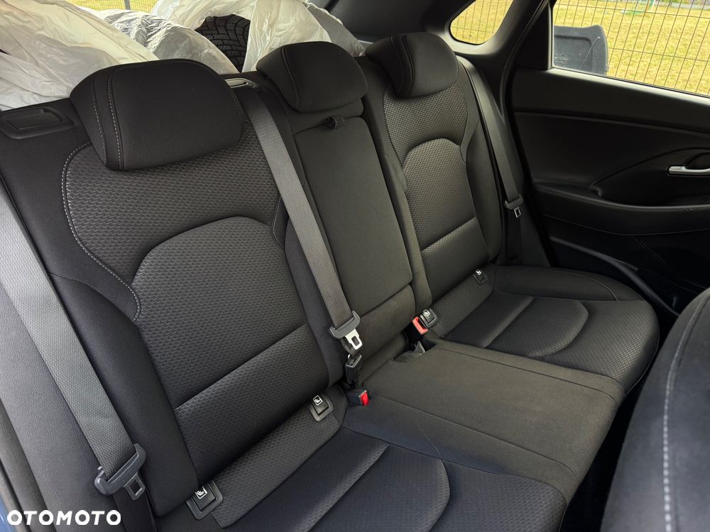 Hyundai i30 1.4 T-GDI YES - 17