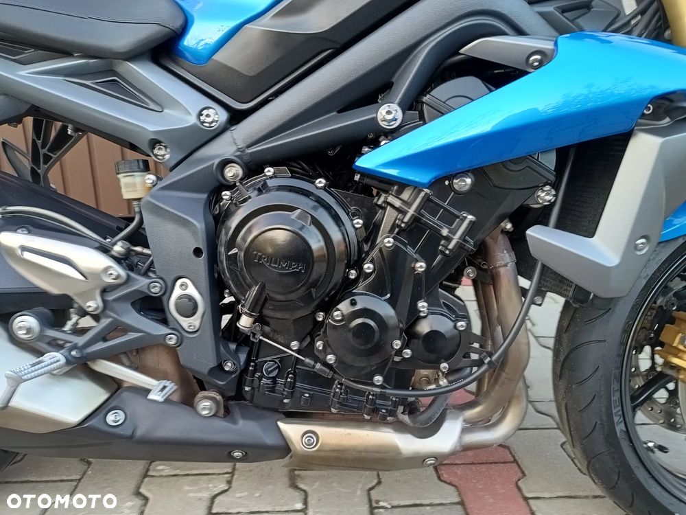Triumph Street Triple - 14