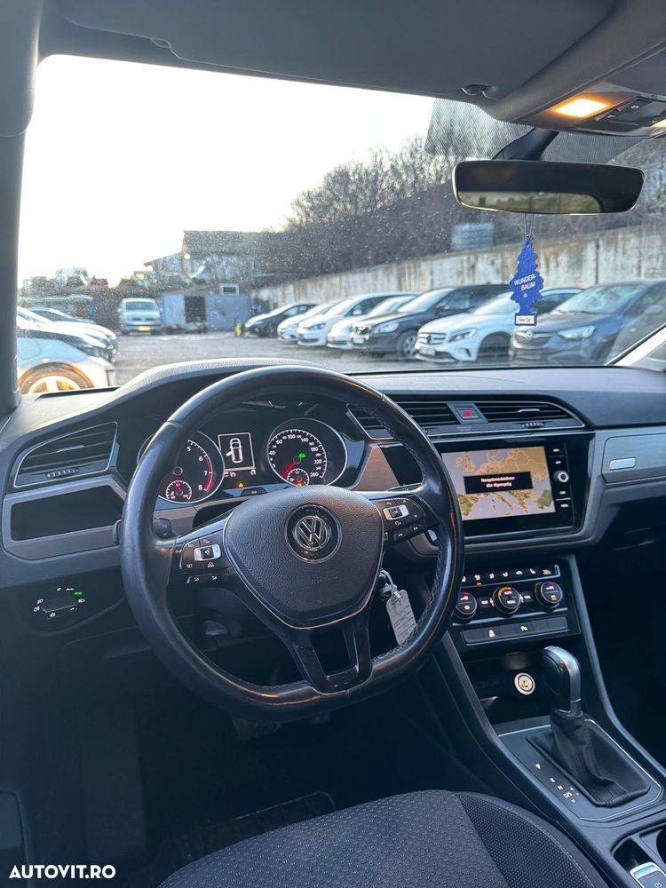 Volkswagen Touran 1.4 TSI (BlueMotion Technology) DSG Highline - 8