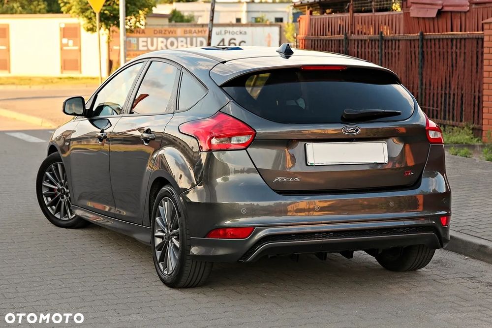 Ford Focus 1.0 EcoBoost Start-Stopp-System ST-LINE X - 4