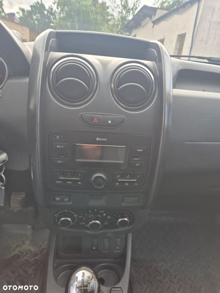 Dacia Duster 1.6 SCe Laureate S&S - 5