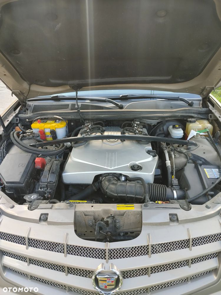 Cadillac SRX - 6
