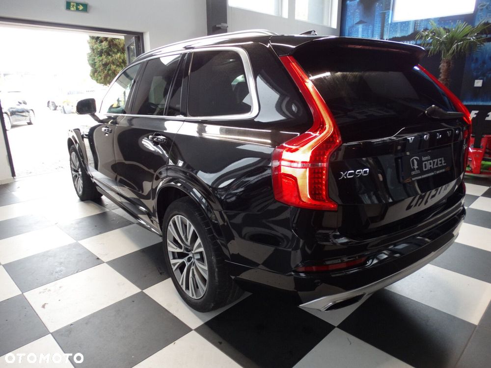 Volvo XC 90 - 7