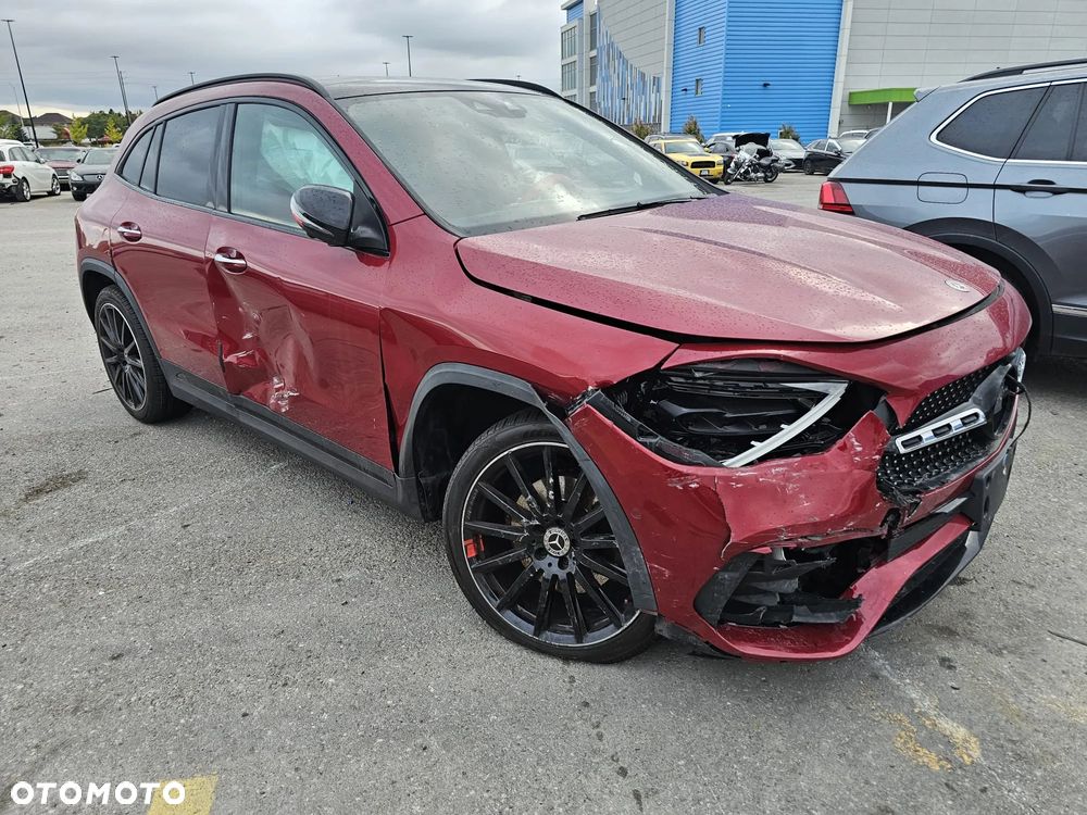 Mercedes-Benz GLA 250 4Matic 8G-DCT AMG Line - 1