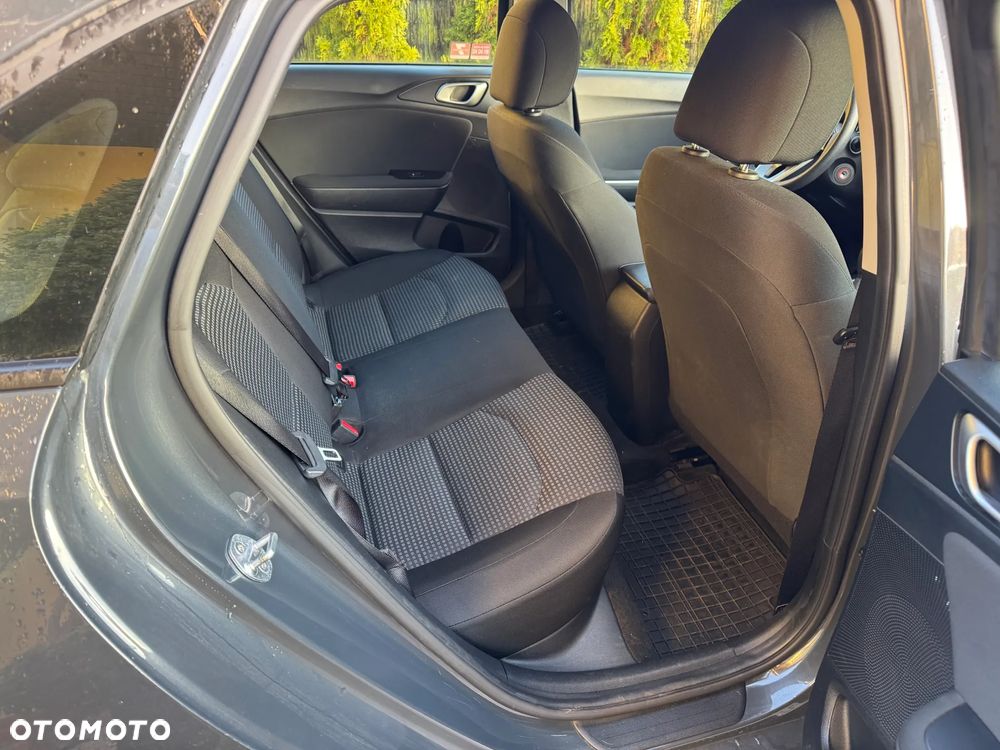 Kia Ceed 1.0 T-GDI S - 23