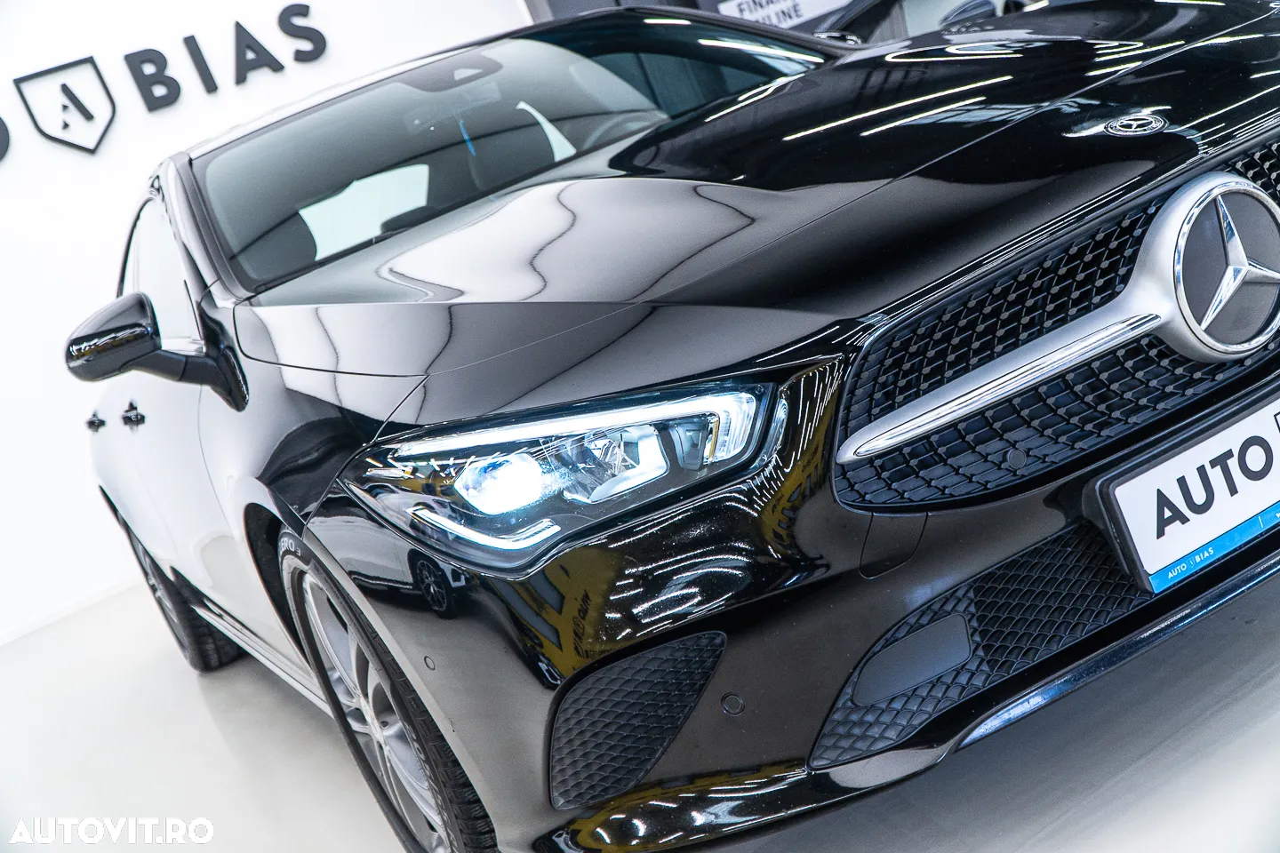 Mercedes-Benz CLA 180 7G-DCT Progressive Line Advanced - 30