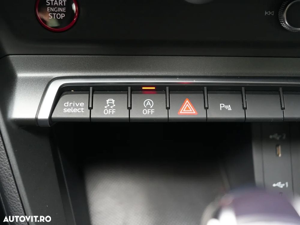 Audi RS Q3 RSQ3 2.5 TFSI quattro S tronic - 25
