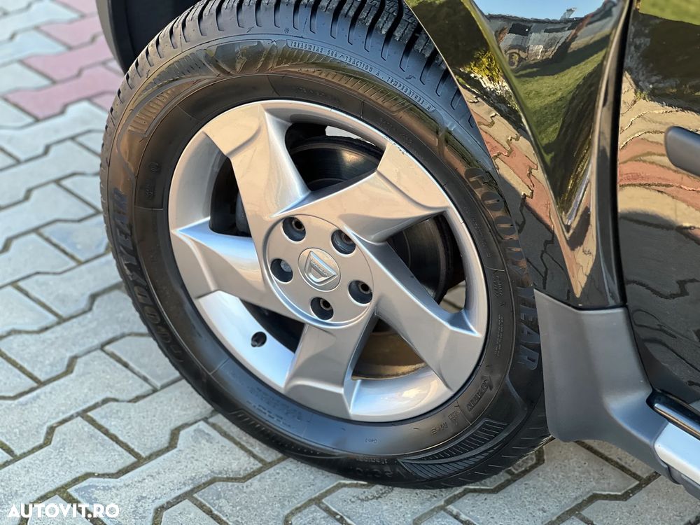 Dacia Duster 1.6 4x2 Acces - 11