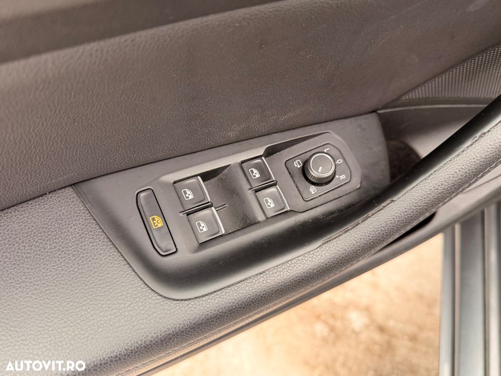 Volkswagen Passat 1.6 TDI SCR DSG Business - 19