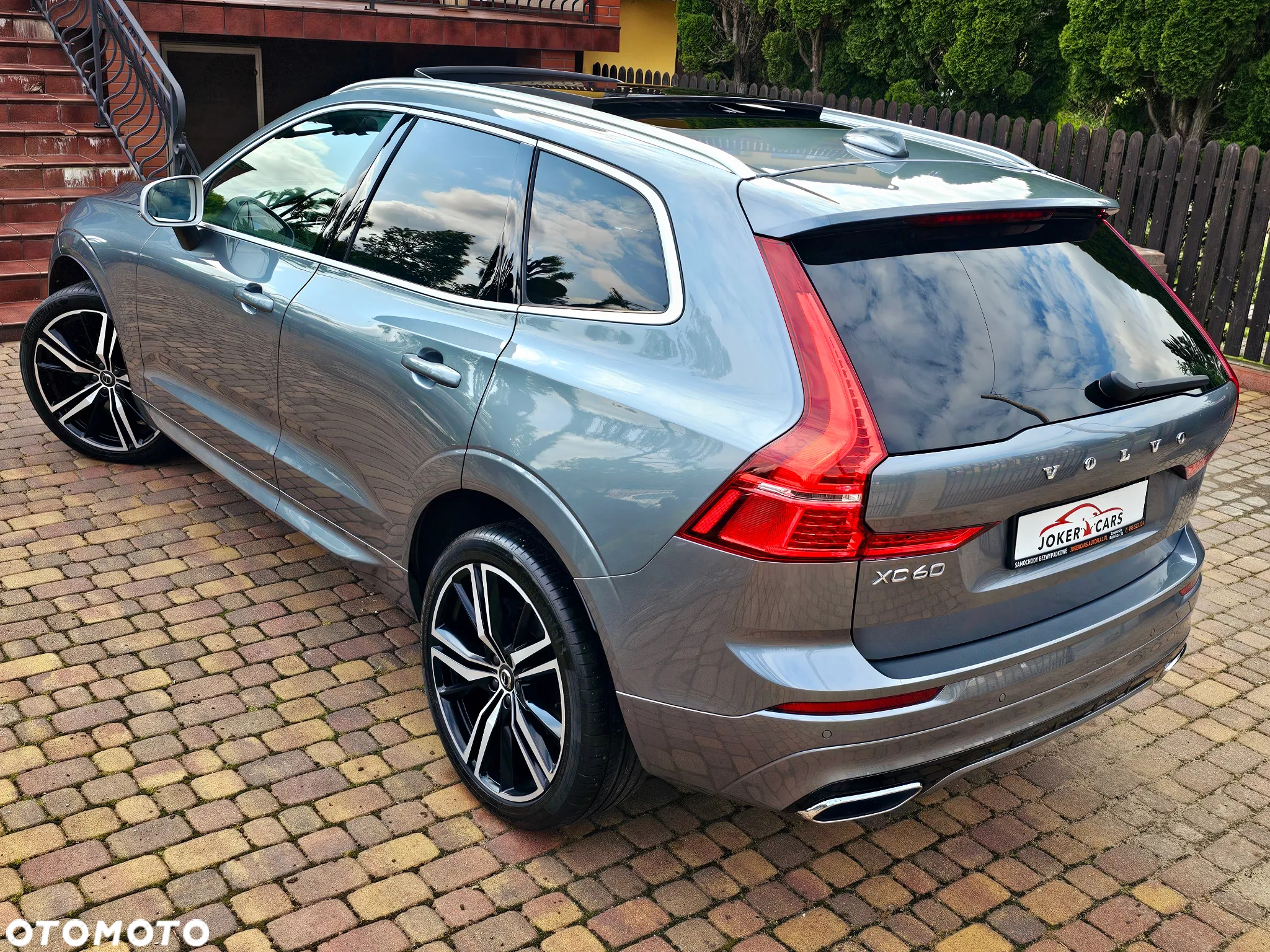 Volvo XC 60 D5 AWD Geartronic RDesign - 4