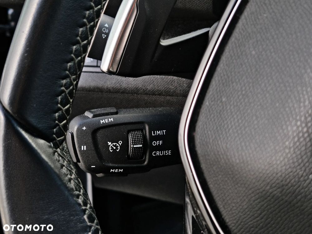 Peugeot 5008 BlueHDi 130 EAT8 Allure - 14