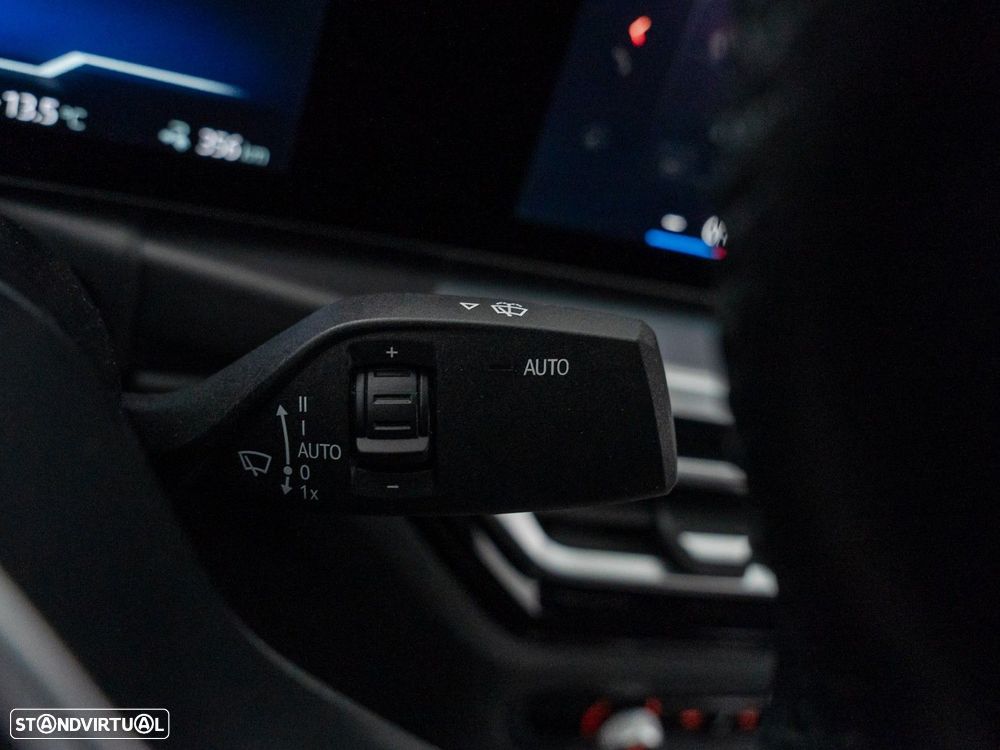 BMW i4 eDrive40 Pack Desportivo M - 24
