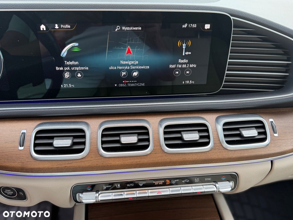Mercedes-Benz GLE - 19