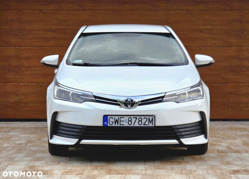 Toyota Corolla - 5
