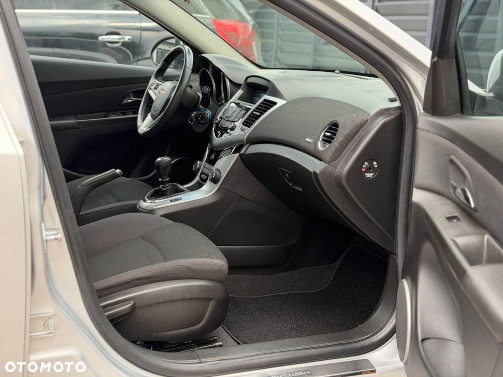 Chevrolet Cruze 1.7 D LT+ - 20