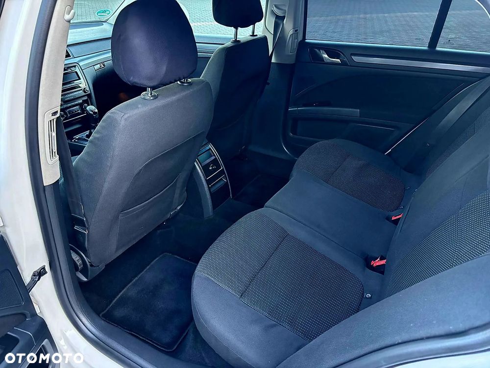 Skoda Superb 2.0 TDI Exclusive - 7