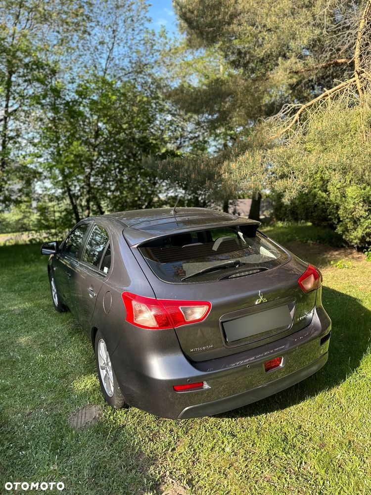 Mitsubishi Lancer 1.6 Invite - 8