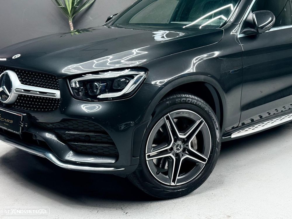 Mercedes-Benz GLC 300 de 4Matic 9G-TRONIC AMG Line - 4
