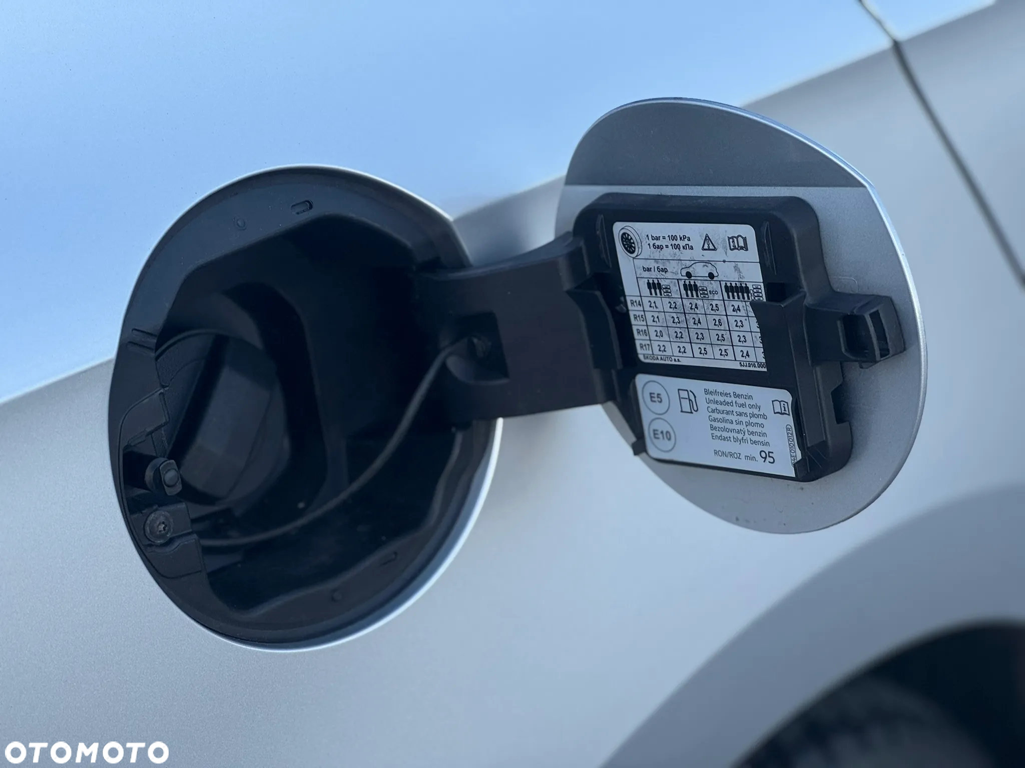 Skoda RAPID 1.0 TSI Ambition - 39