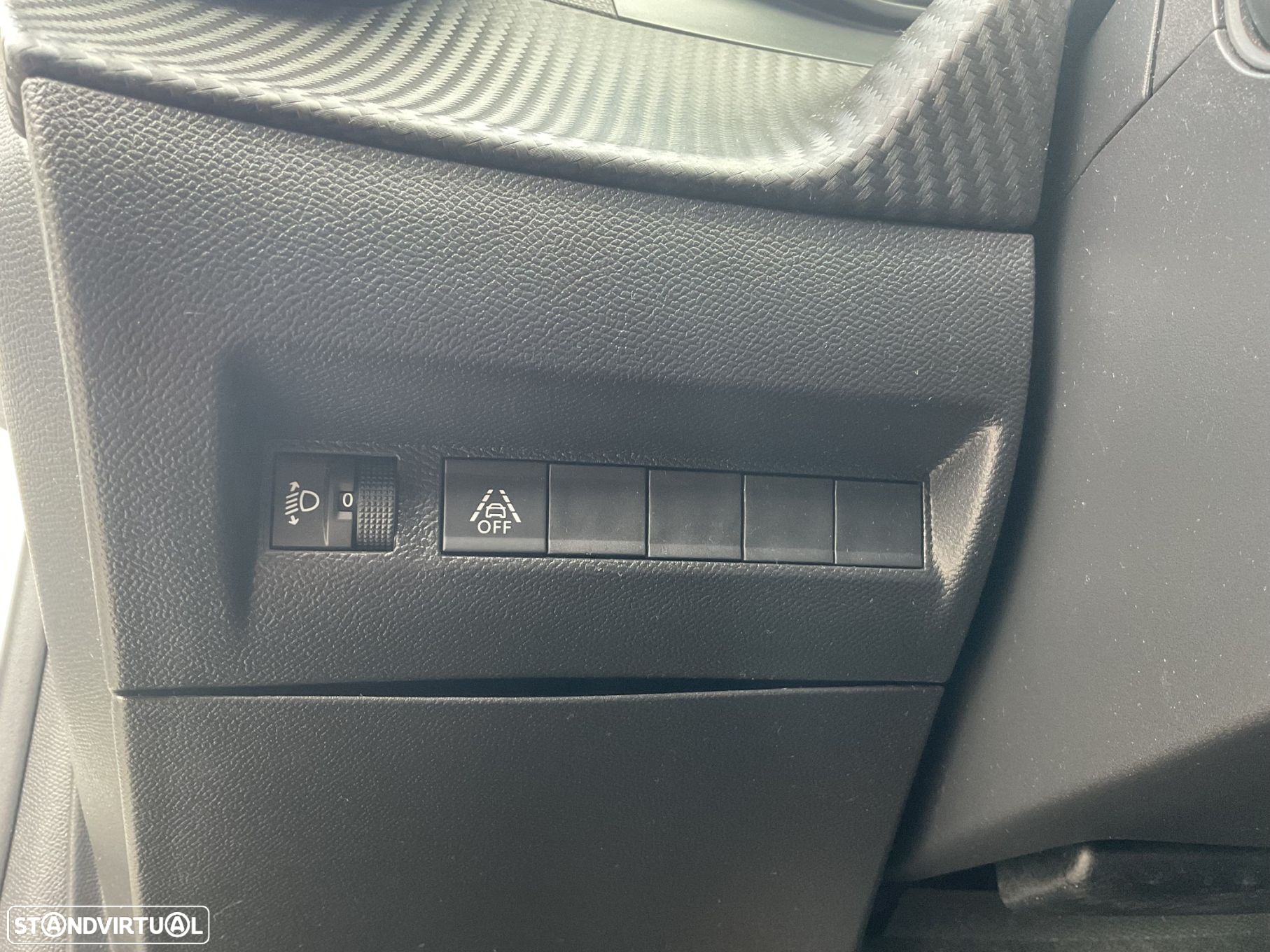 Peugeot 208 1.2 PureTech Active - 23