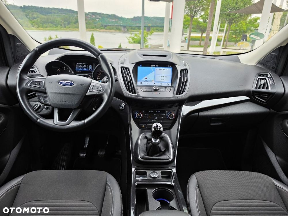 Ford Kuga - 21