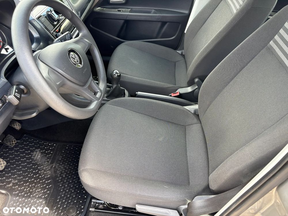 Volkswagen up! 1.0 move - 13