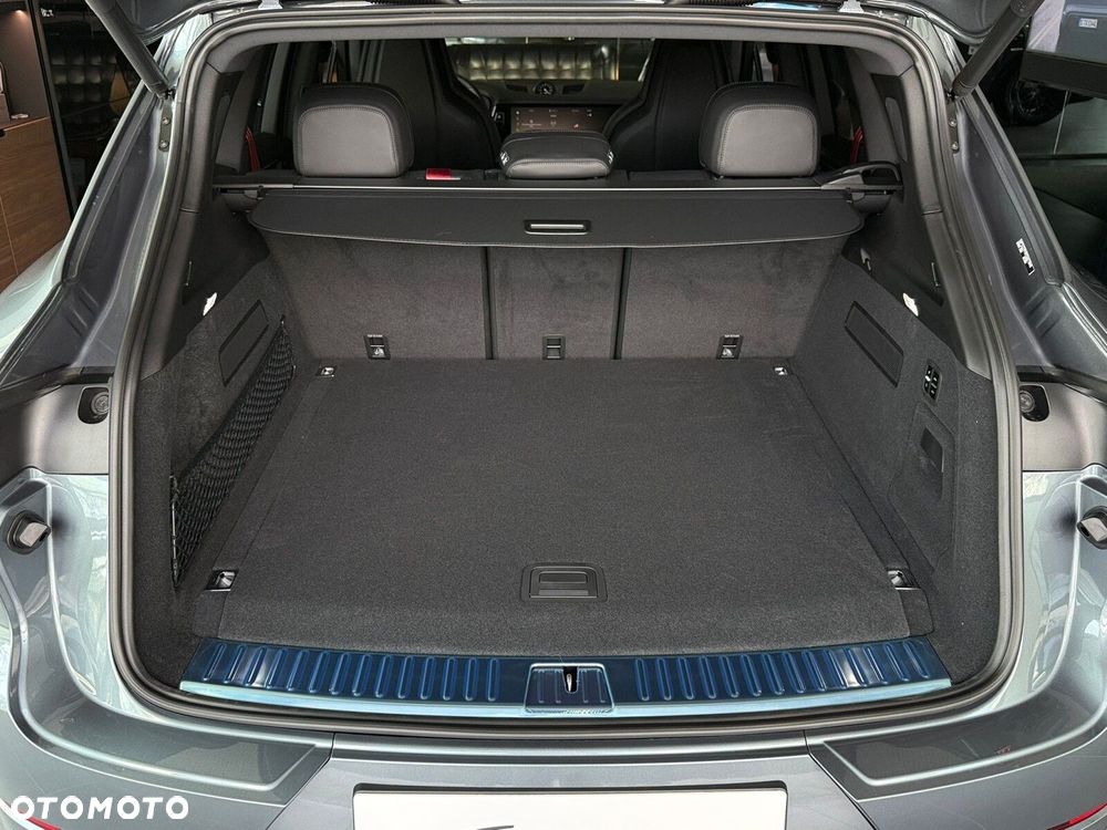 Porsche Cayenne - 35