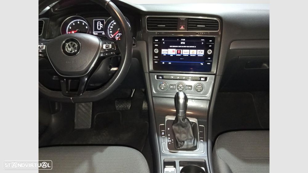VW Golf 1.0 TSI Confortline DSG - 13