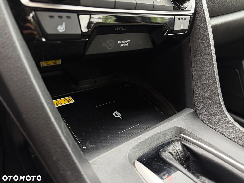 Honda Civic 1.5 i-VTEC Turbo CVT Executive - 31