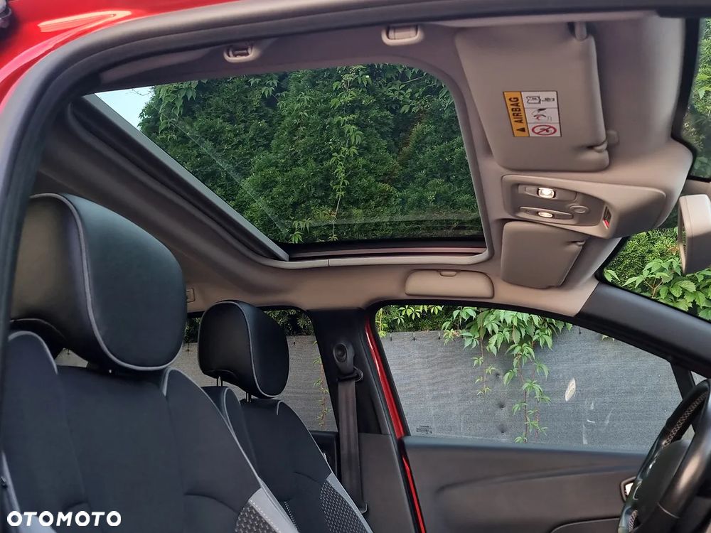 Renault Captur (ENERGY) TCe 90 BOSE EDITION - 4